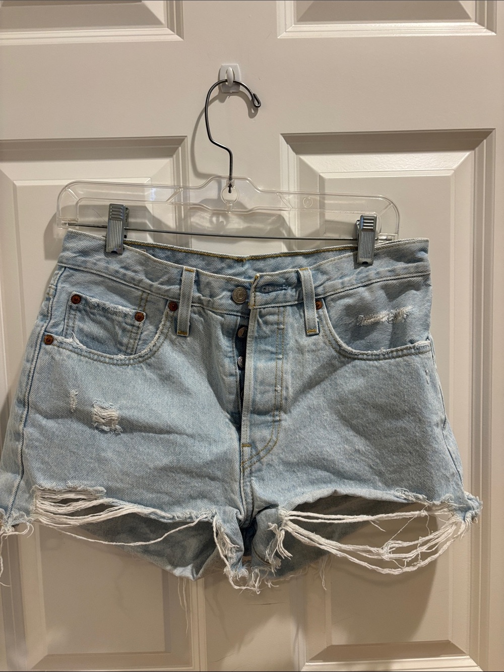 Levi’s Light Wash Distressed High-Rise Denim Shorts size 27